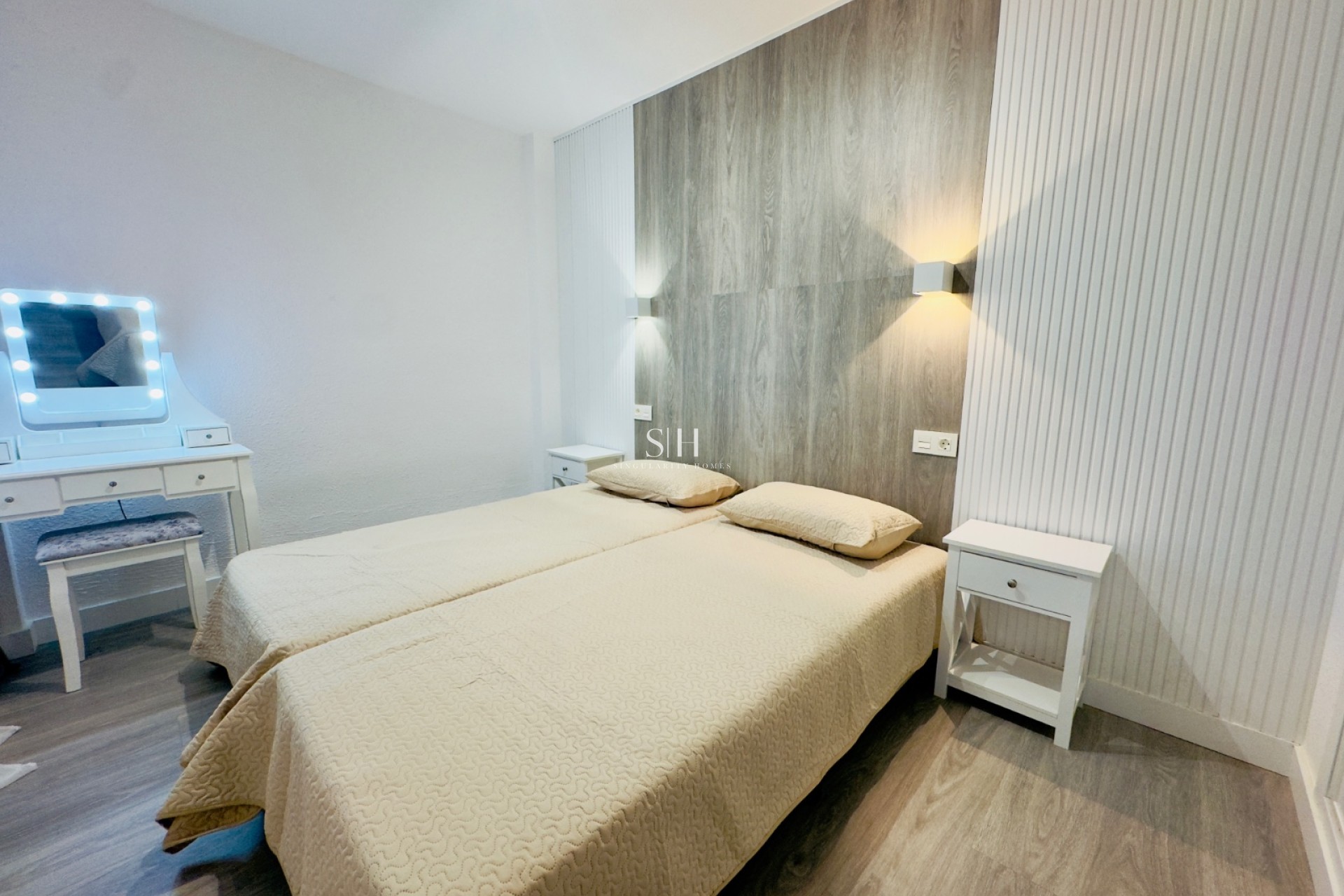 Odsprzedaż - Mieszkanie w bloku - Torrevieja - Centro