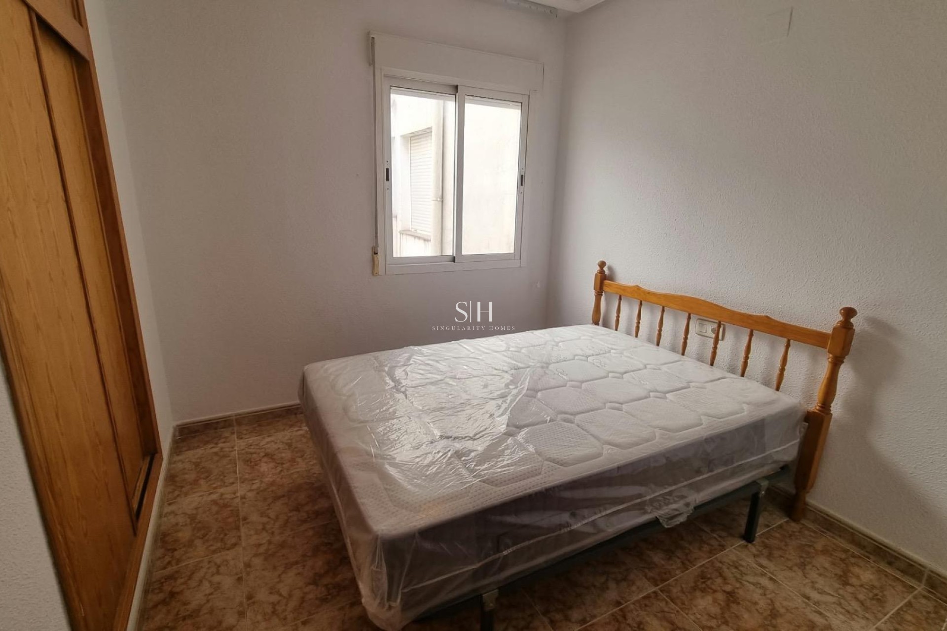 Odsprzedaż - Mieszkanie w bloku - Torrevieja - Centro