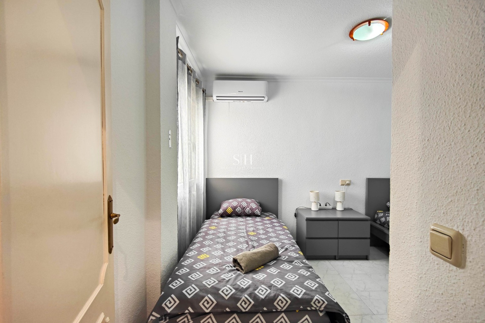 Odsprzedaż - Mieszkanie w bloku - Torrevieja - Costa Blanca