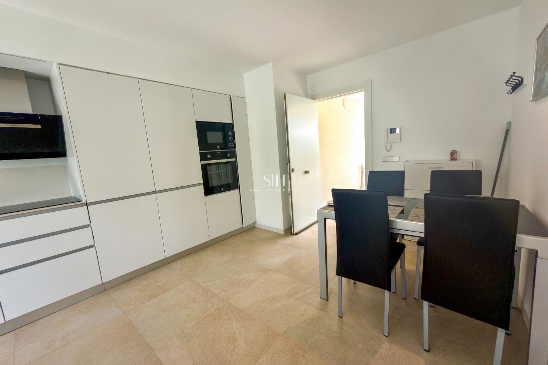 Odsprzedaż - Mieszkanie w bloku - Torrevieja - Costa Blanca