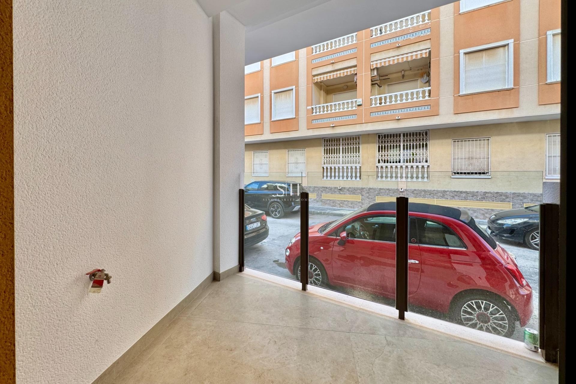 Odsprzedaż - Mieszkanie w bloku - Torrevieja - Habaneras
