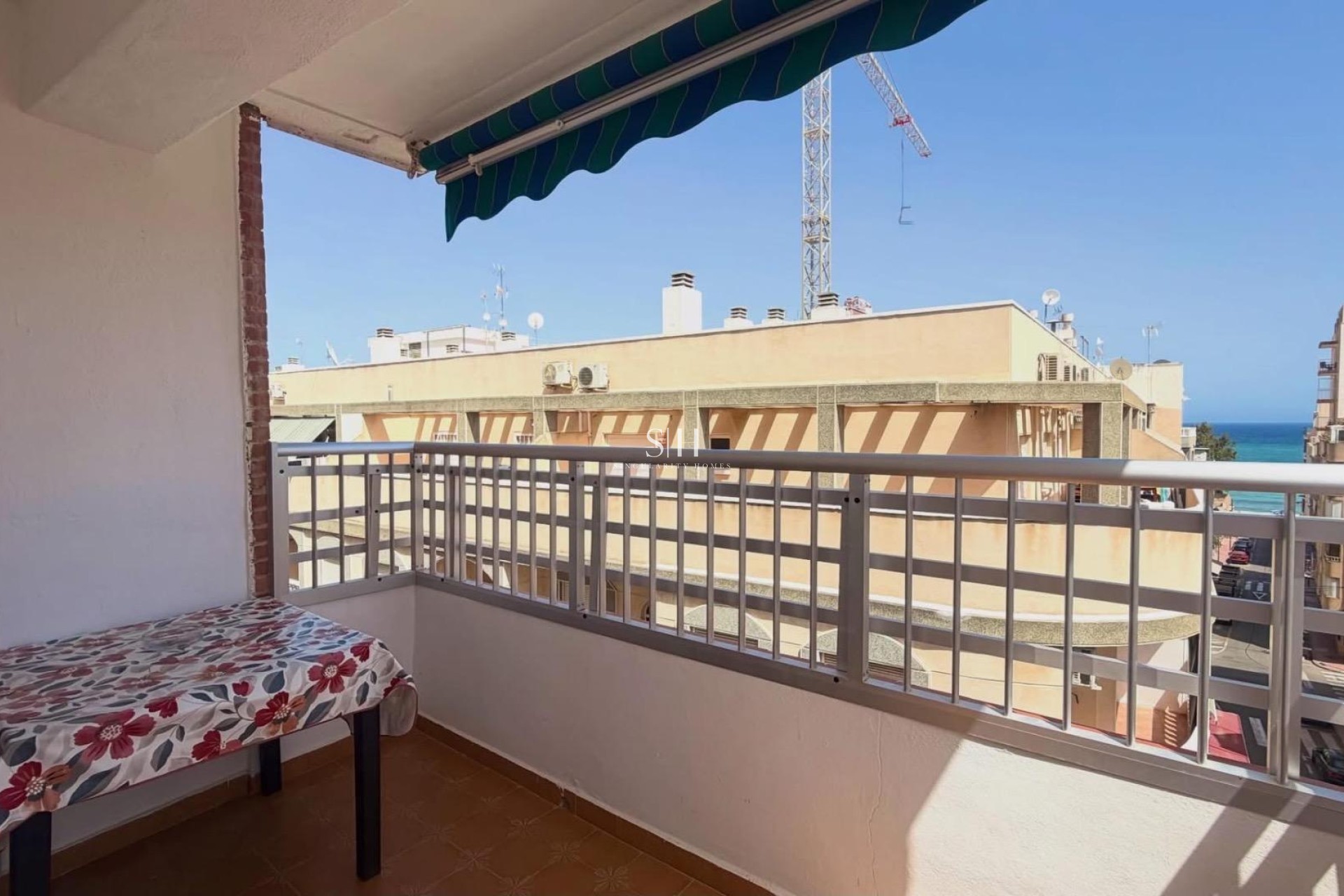 Odsprzedaż - Mieszkanie w bloku - Torrevieja - Habaneras