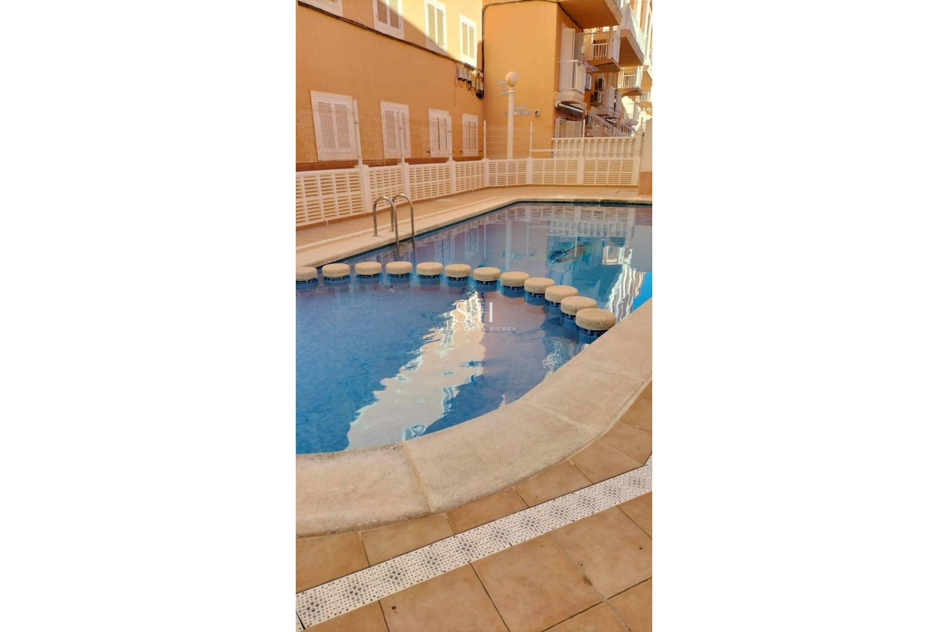 Odsprzedaż - Mieszkanie w bloku - Torrevieja - La Mata Pueblo