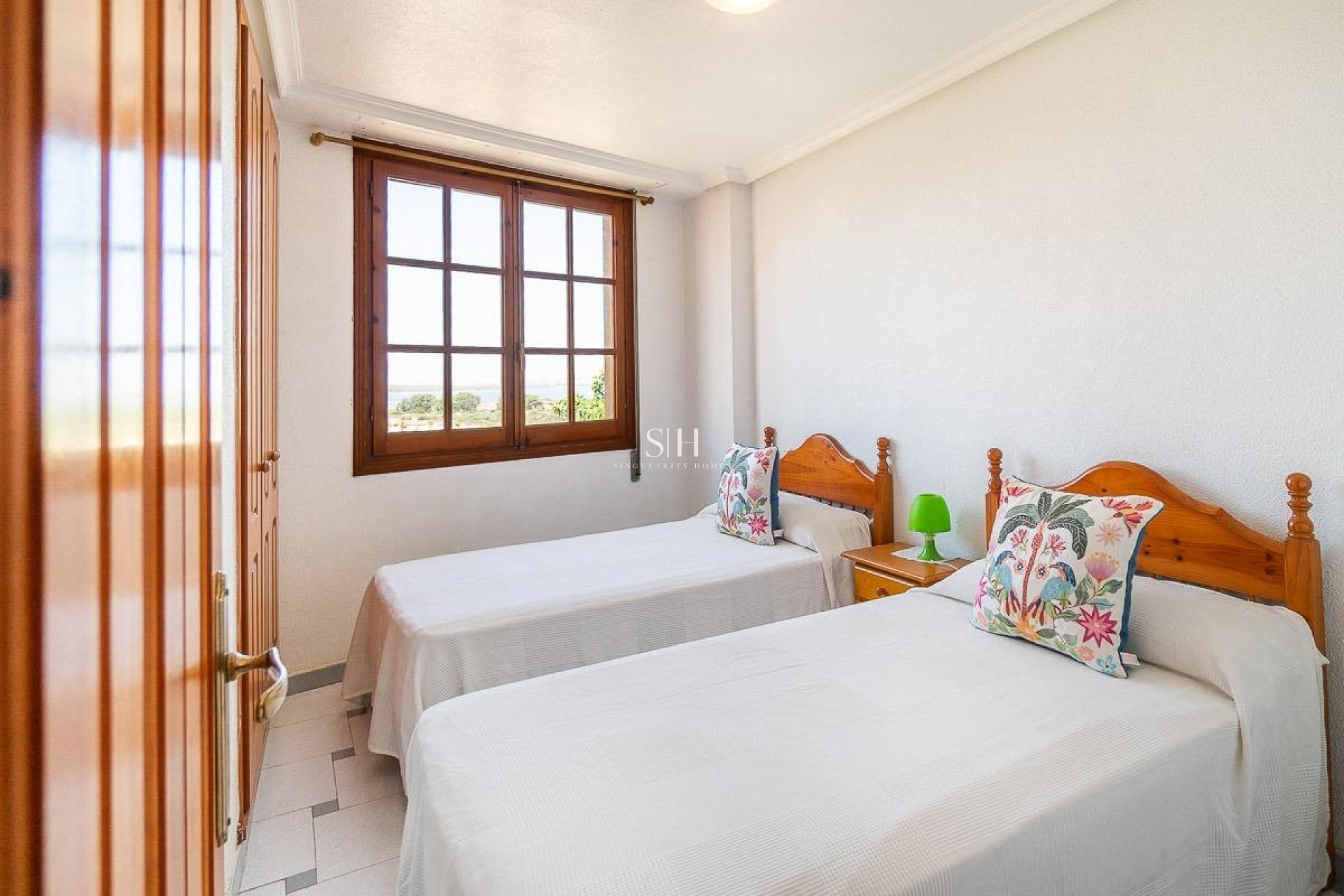 Odsprzedaż - Mieszkanie w bloku - Torrevieja - La Mata pueblo