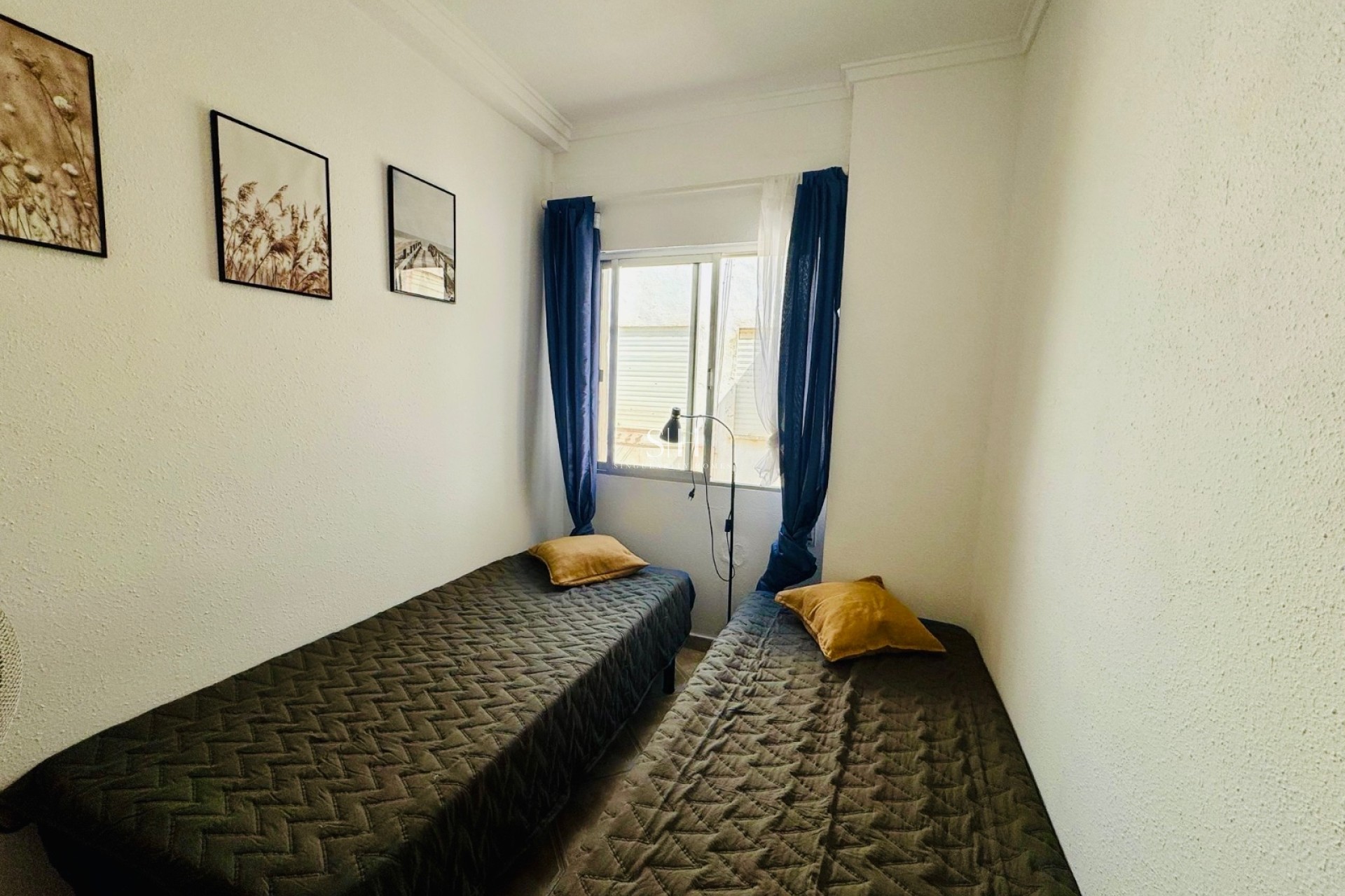 Odsprzedaż - Mieszkanie w bloku - Torrevieja - La Mata