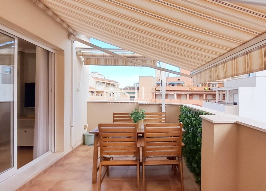 Odsprzedaż - Mieszkanie w bloku - Torrevieja - La Mata