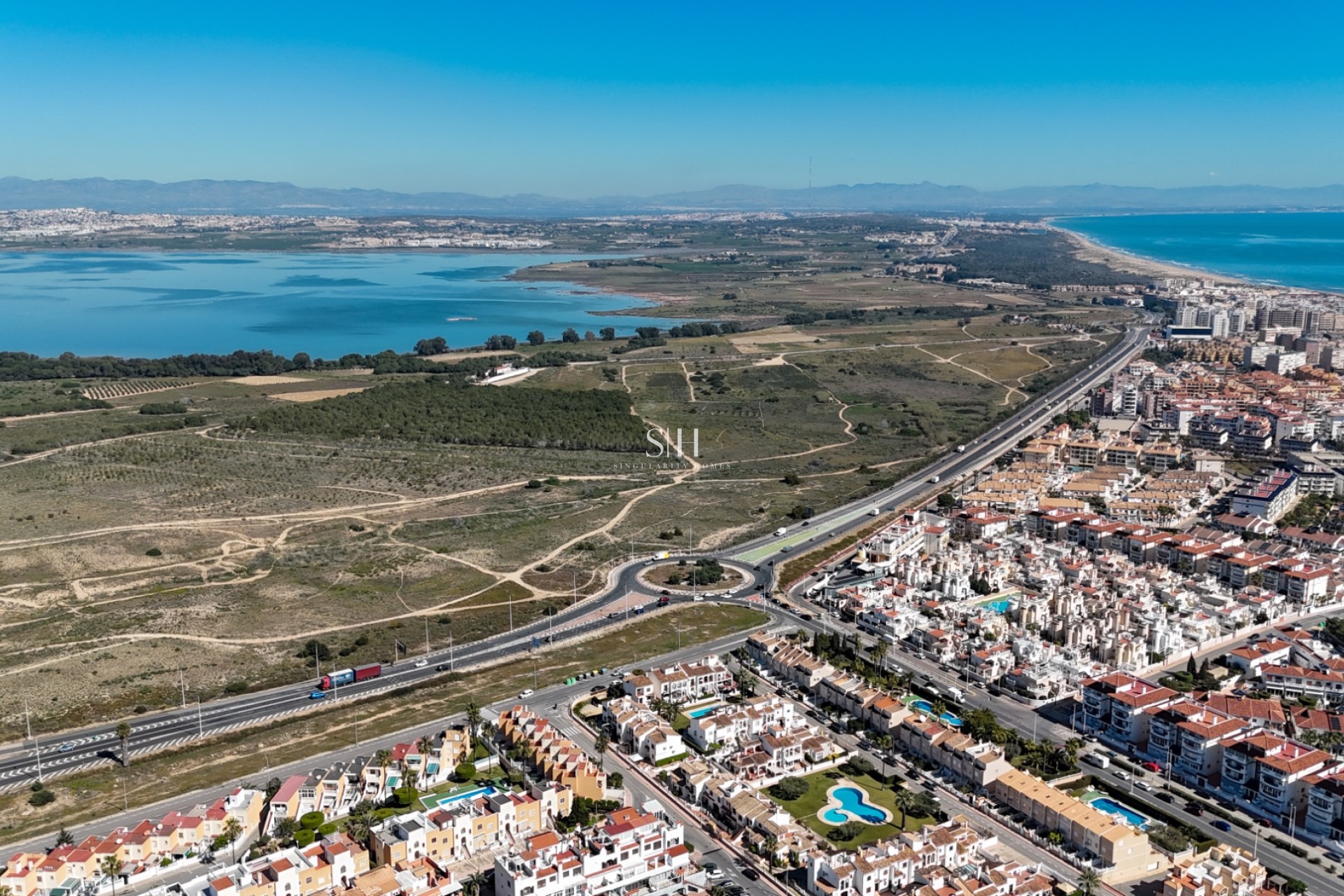 Odsprzedaż - Mieszkanie w bloku - Torrevieja - La Mata