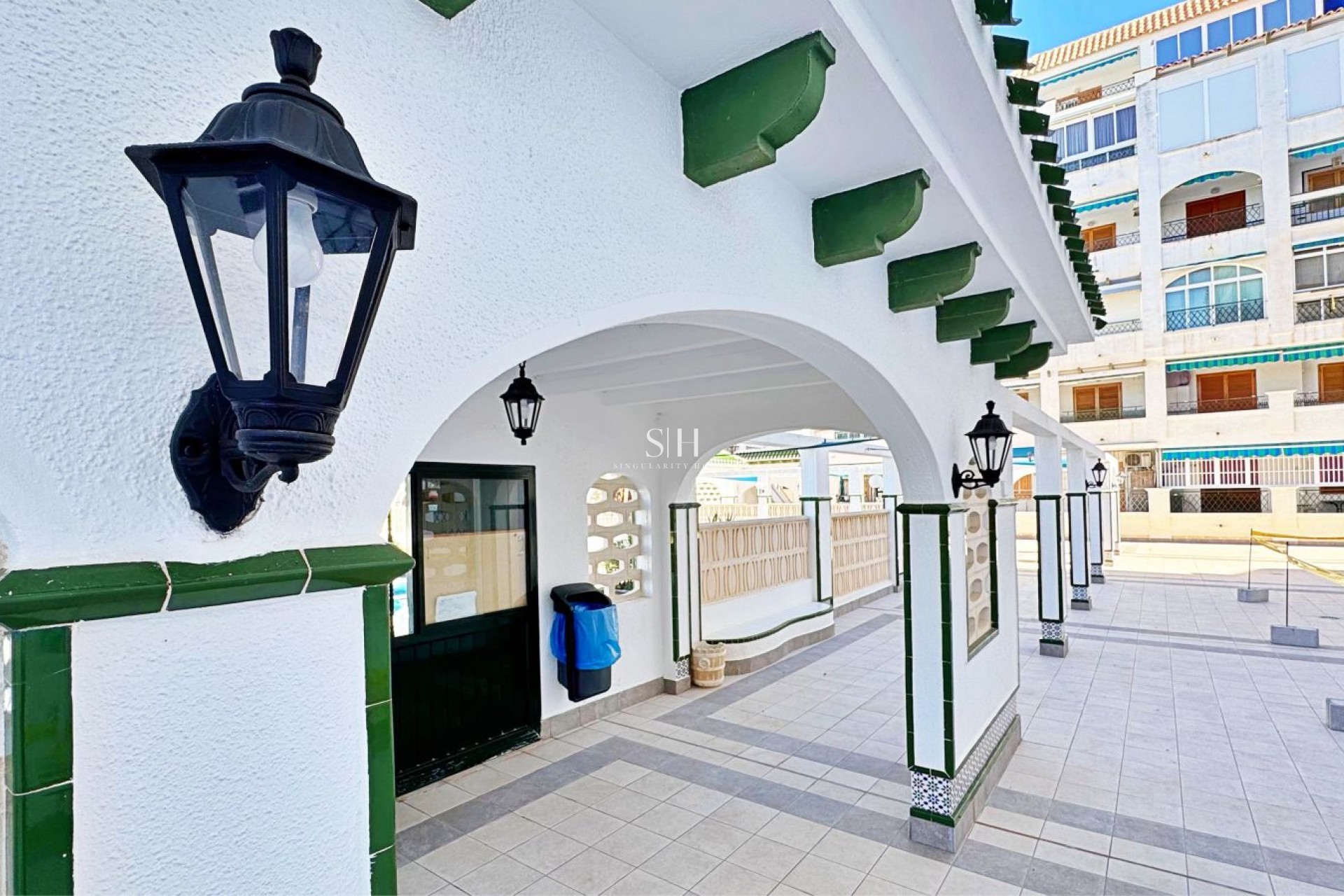 Odsprzedaż - Mieszkanie w bloku - Torrevieja - La Mata
