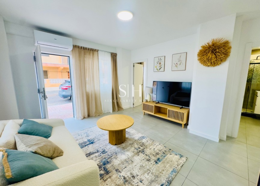 Odsprzedaż - Mieszkanie w bloku - Torrevieja - Los Frutales