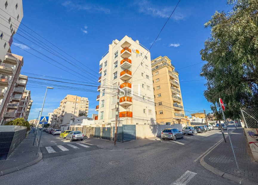 Odsprzedaż - Mieszkanie w bloku - Torrevieja - Nueva Torrevieja