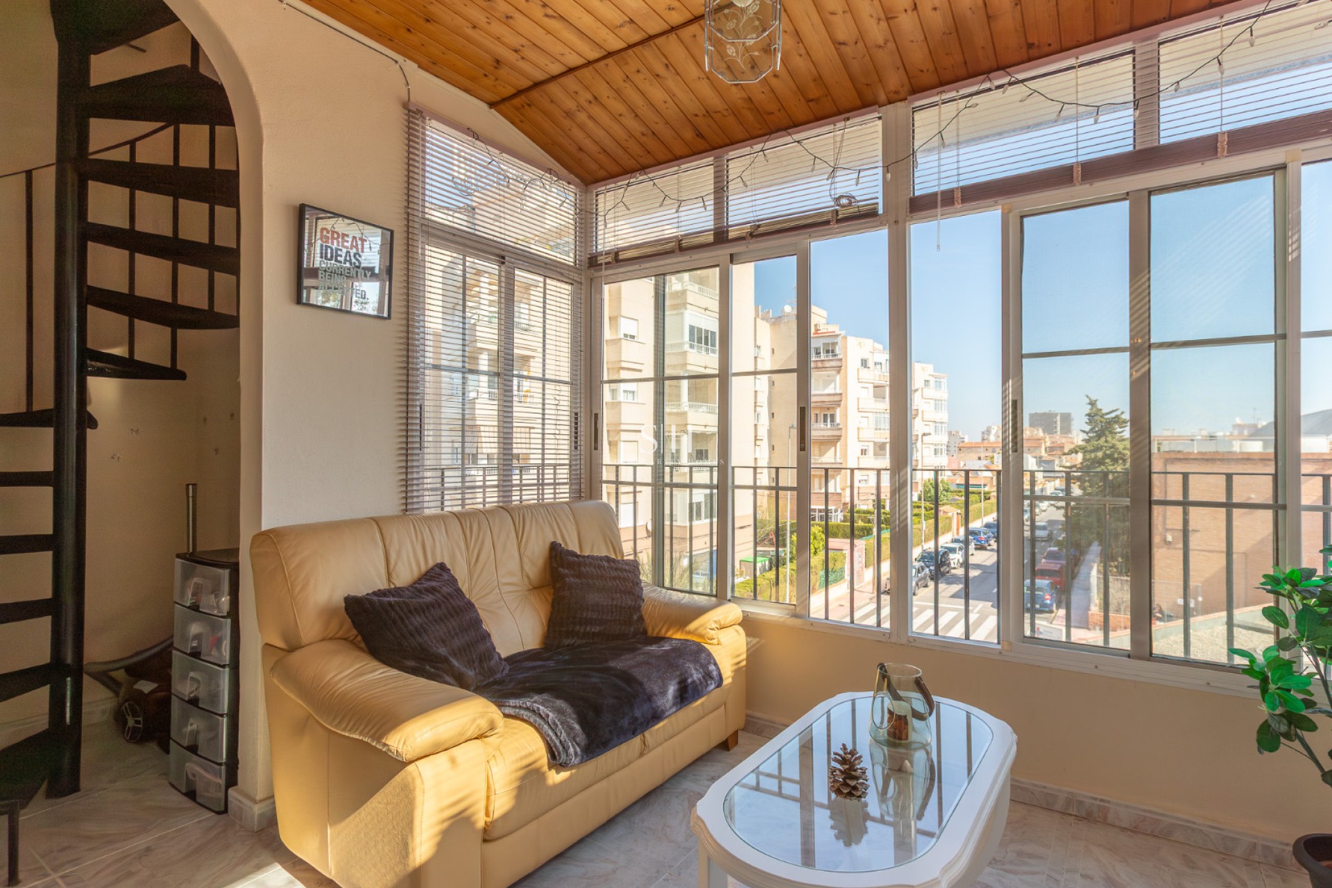 Odsprzedaż - Mieszkanie w bloku - Torrevieja - Nueva Torrevieja