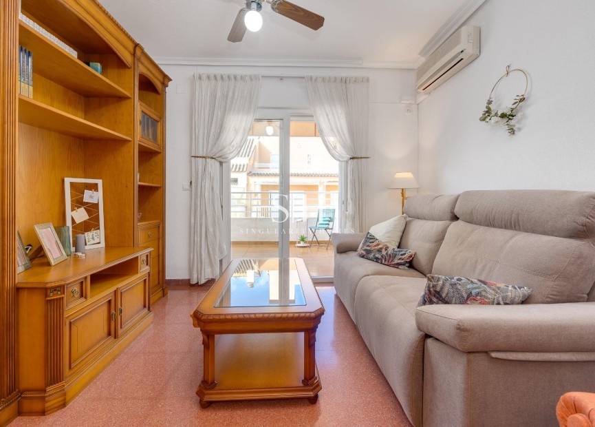 Odsprzedaż - Mieszkanie w bloku - Torrevieja - Paseo Maritimo