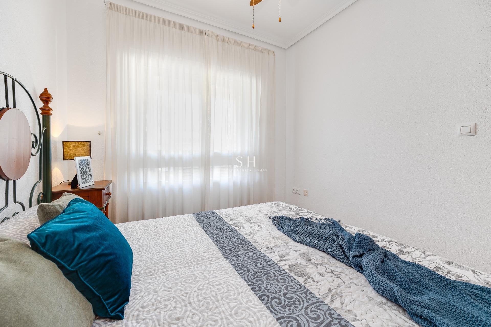 Odsprzedaż - Mieszkanie w bloku - Torrevieja - Paseo Maritimo
