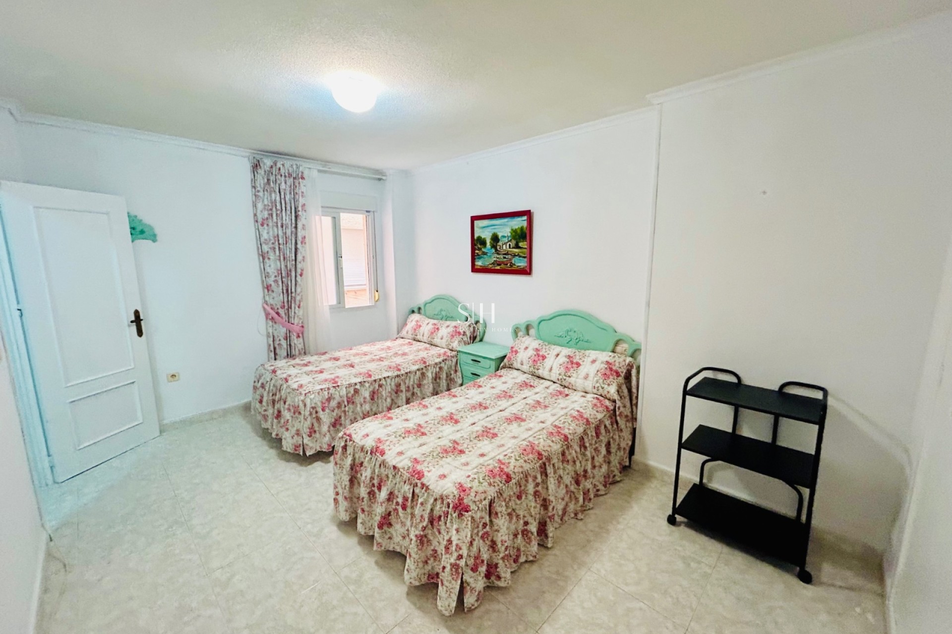 Odsprzedaż - Mieszkanie w bloku - Torrevieja - Playa de los Locos