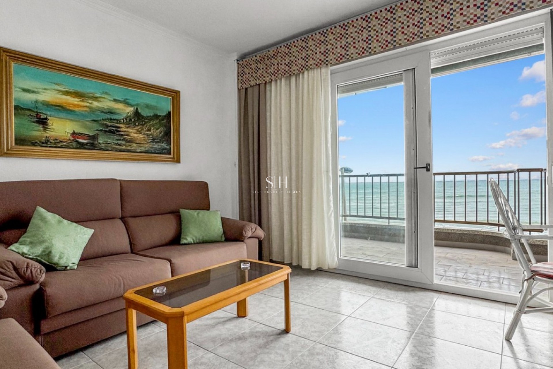 Odsprzedaż - Mieszkanie w bloku - Torrevieja - Playa de los Locos