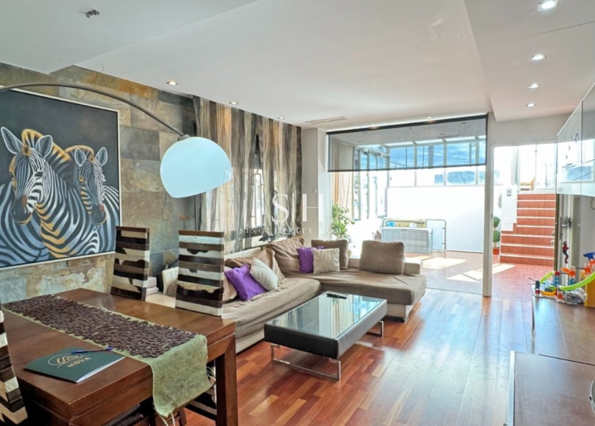 Odsprzedaż - Mieszkanie w bloku - Torrevieja - Playa del Cura