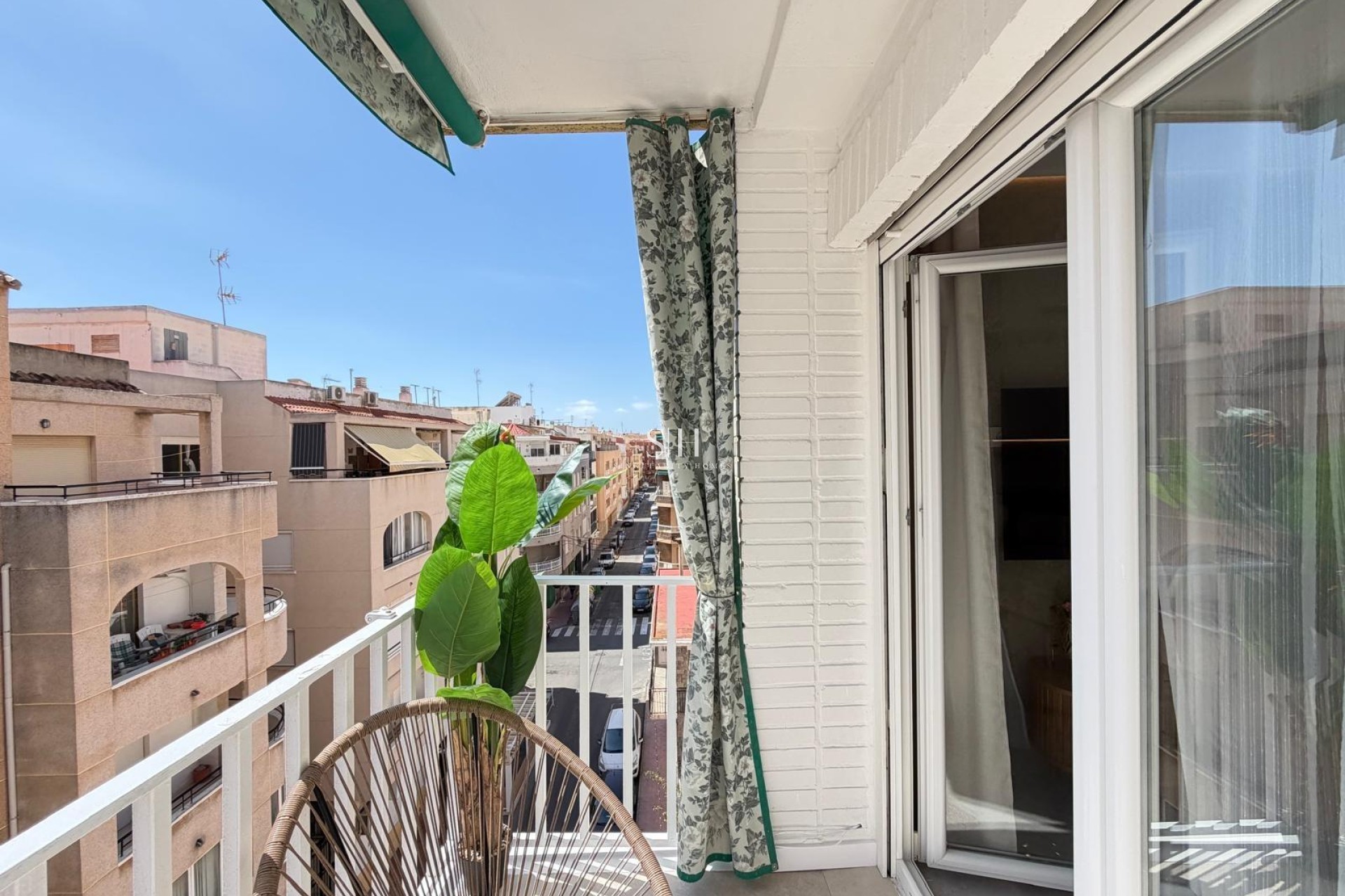 Odsprzedaż - Mieszkanie w bloku - Torrevieja - Playa del Cura