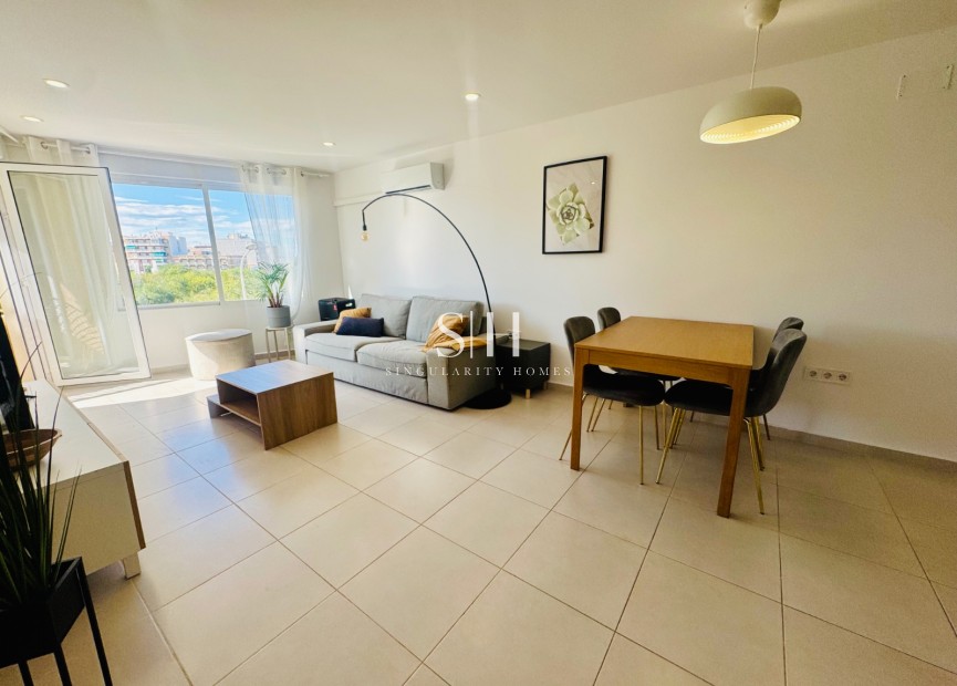Odsprzedaż - Mieszkanie w bloku - Torrevieja - Puerto