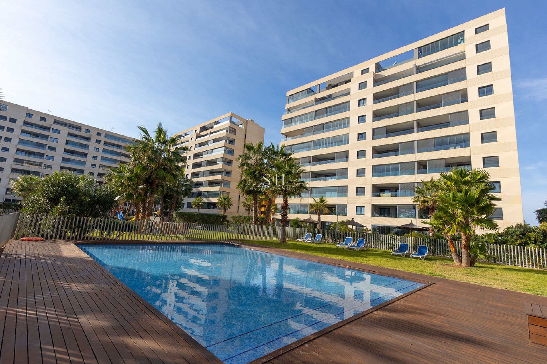 Odsprzedaż - Mieszkanie w bloku - Torrevieja - Punta prima