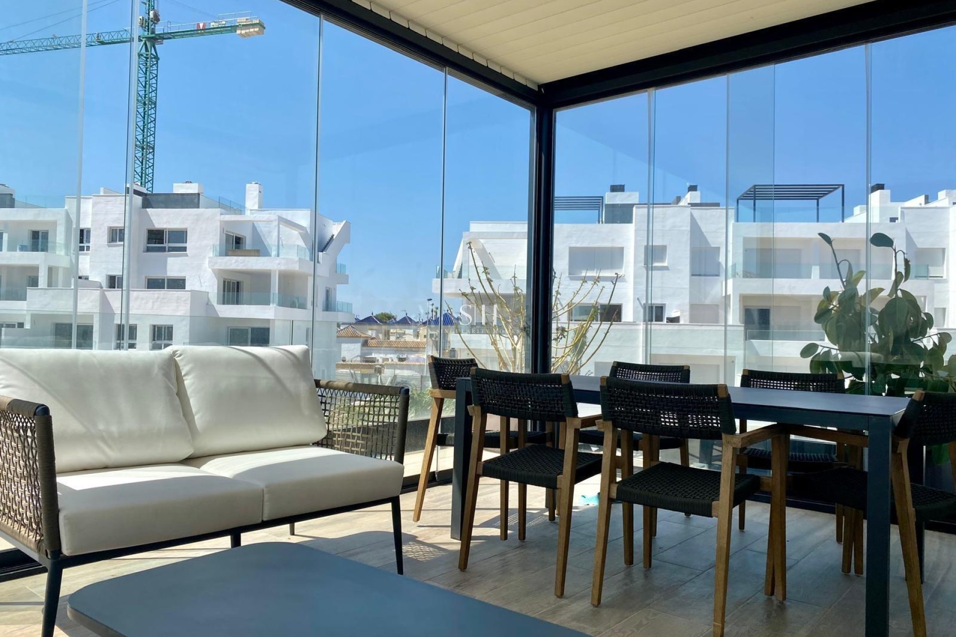 Odsprzedaż - Mieszkanie w bloku - Torrevieja - Punta prima