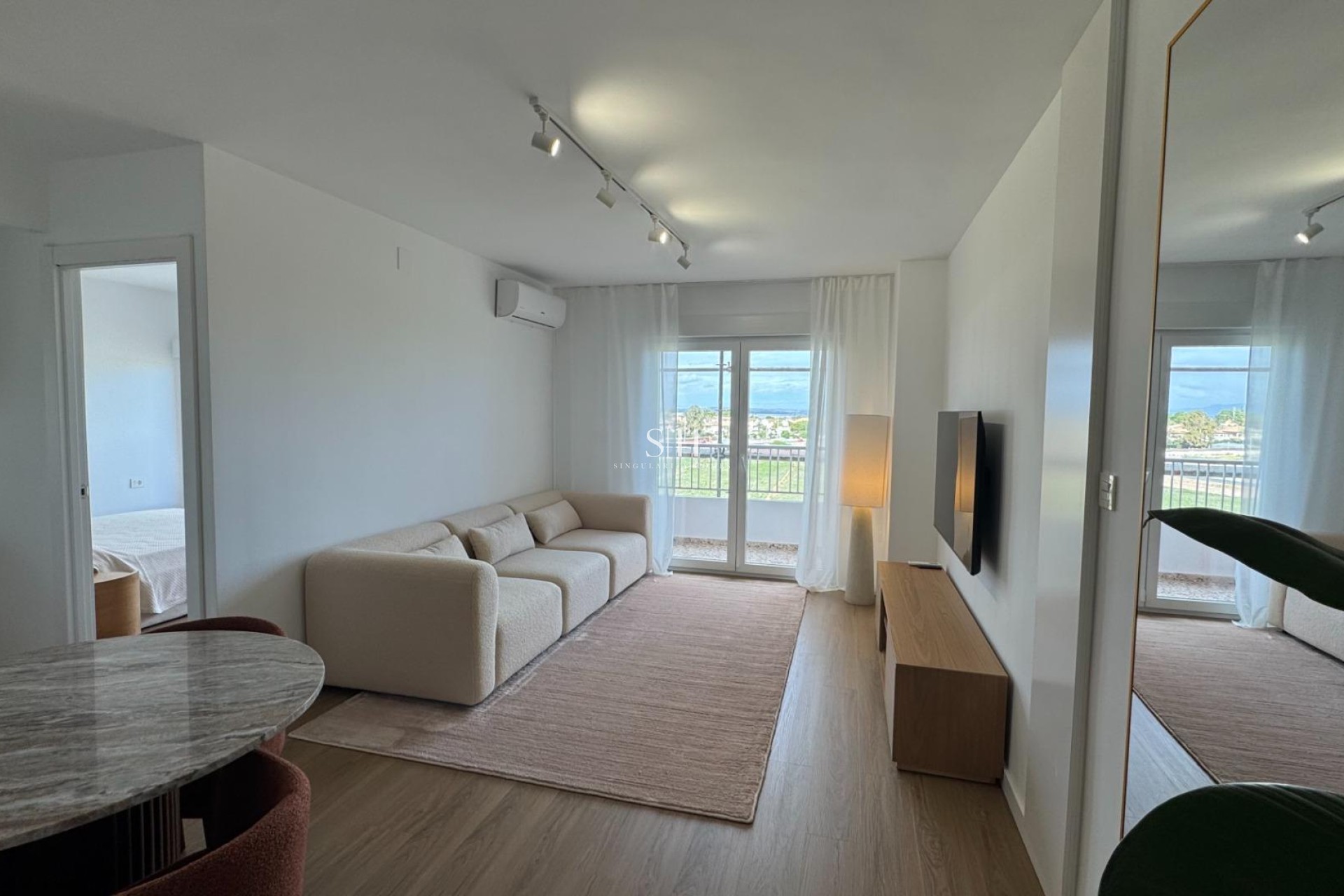 Odsprzedaż - Mieszkanie w bloku - Torrevieja - Punta prima