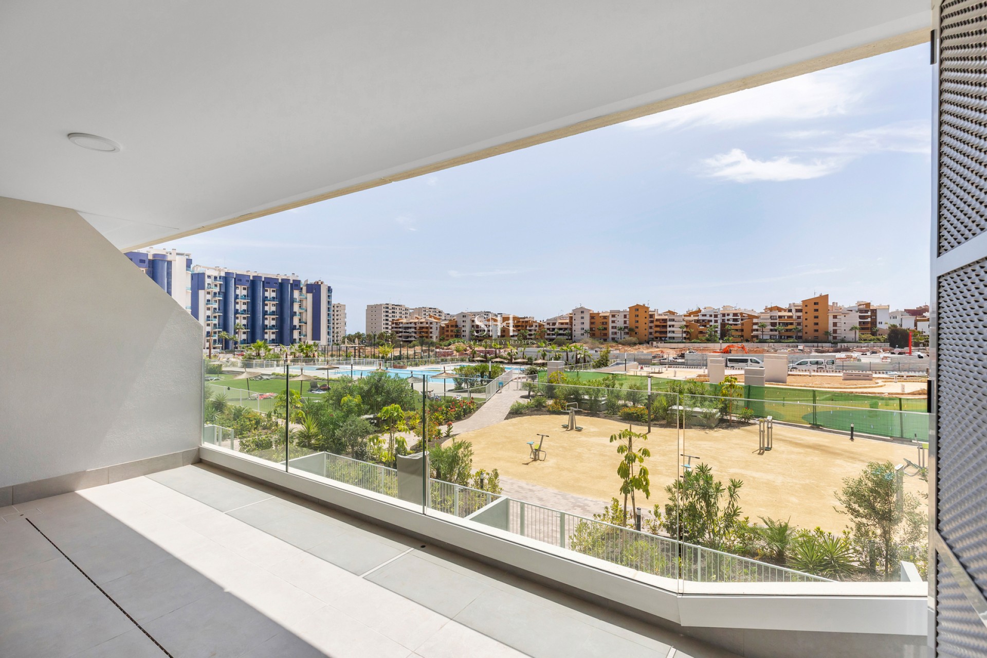 Odsprzedaż - Mieszkanie w bloku - Torrevieja - Punta prima