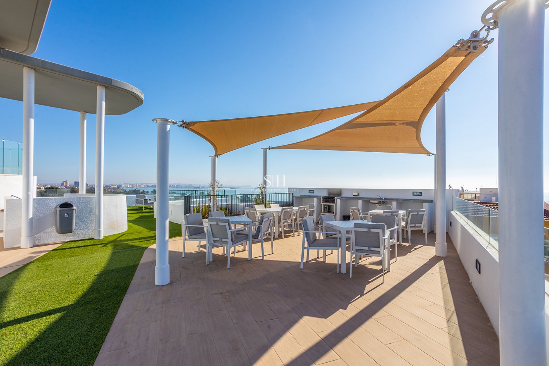 Odsprzedaż - Mieszkanie w bloku - Torrevieja - Rocio Del Mar