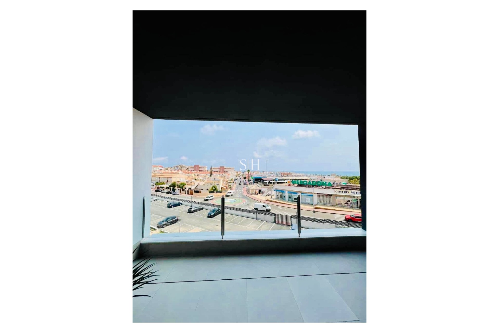 Odsprzedaż - Mieszkanie w bloku - Torrevieja - Torre Del Moro