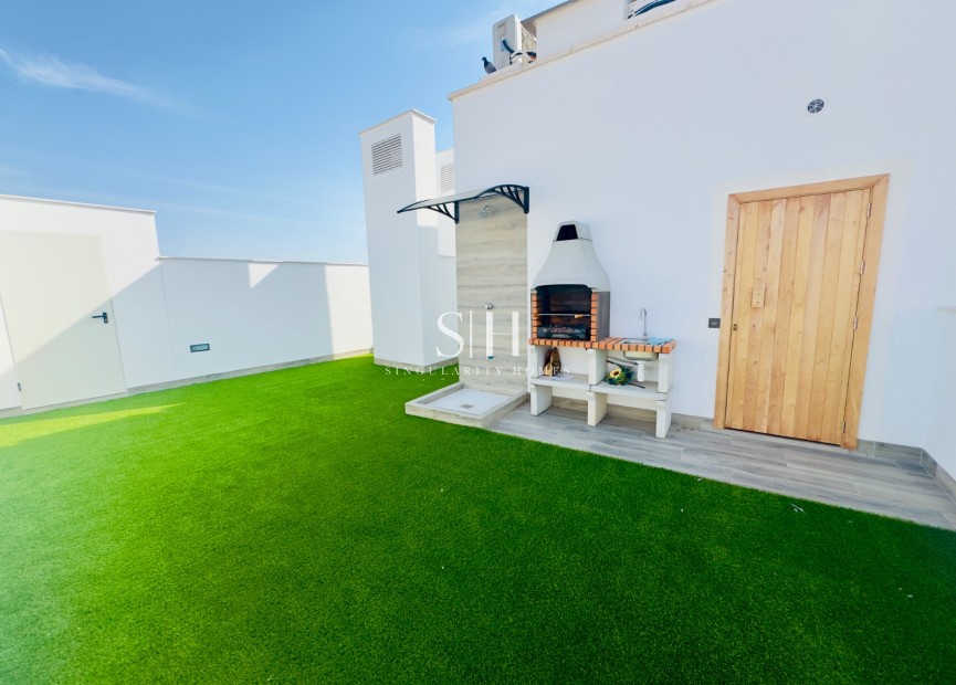 Odsprzedaż - Mieszkanie w bloku - Torrevieja - Torrevieja*