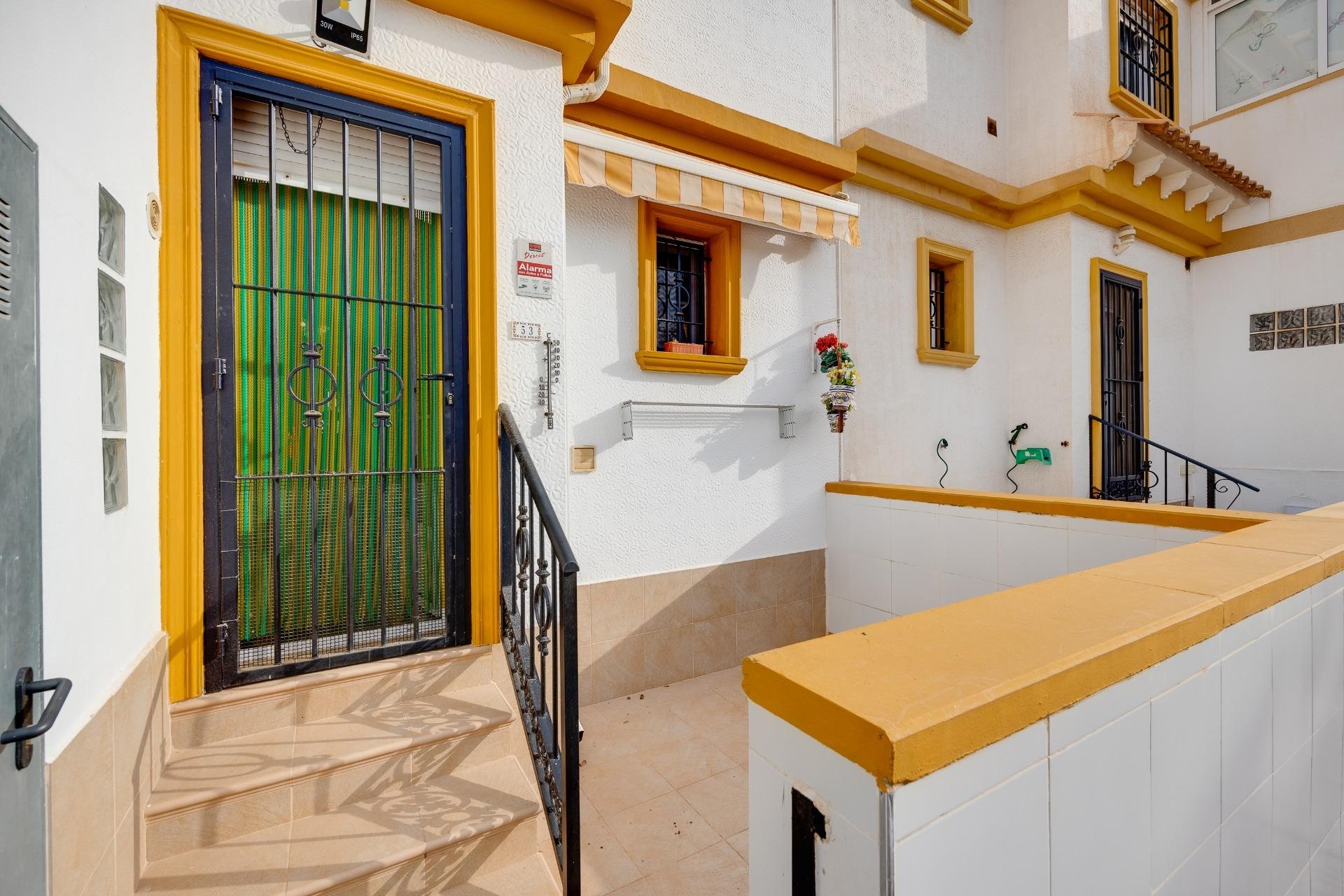 Odsprzedaż - Town House - Torrevieja - Aguas Nuevas 2