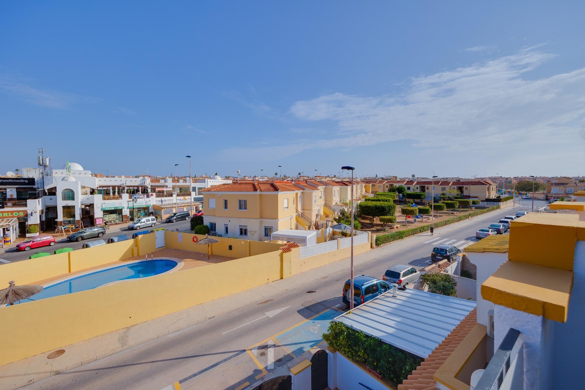 Odsprzedaż - Town House - Torrevieja - Aguas Nuevas 2