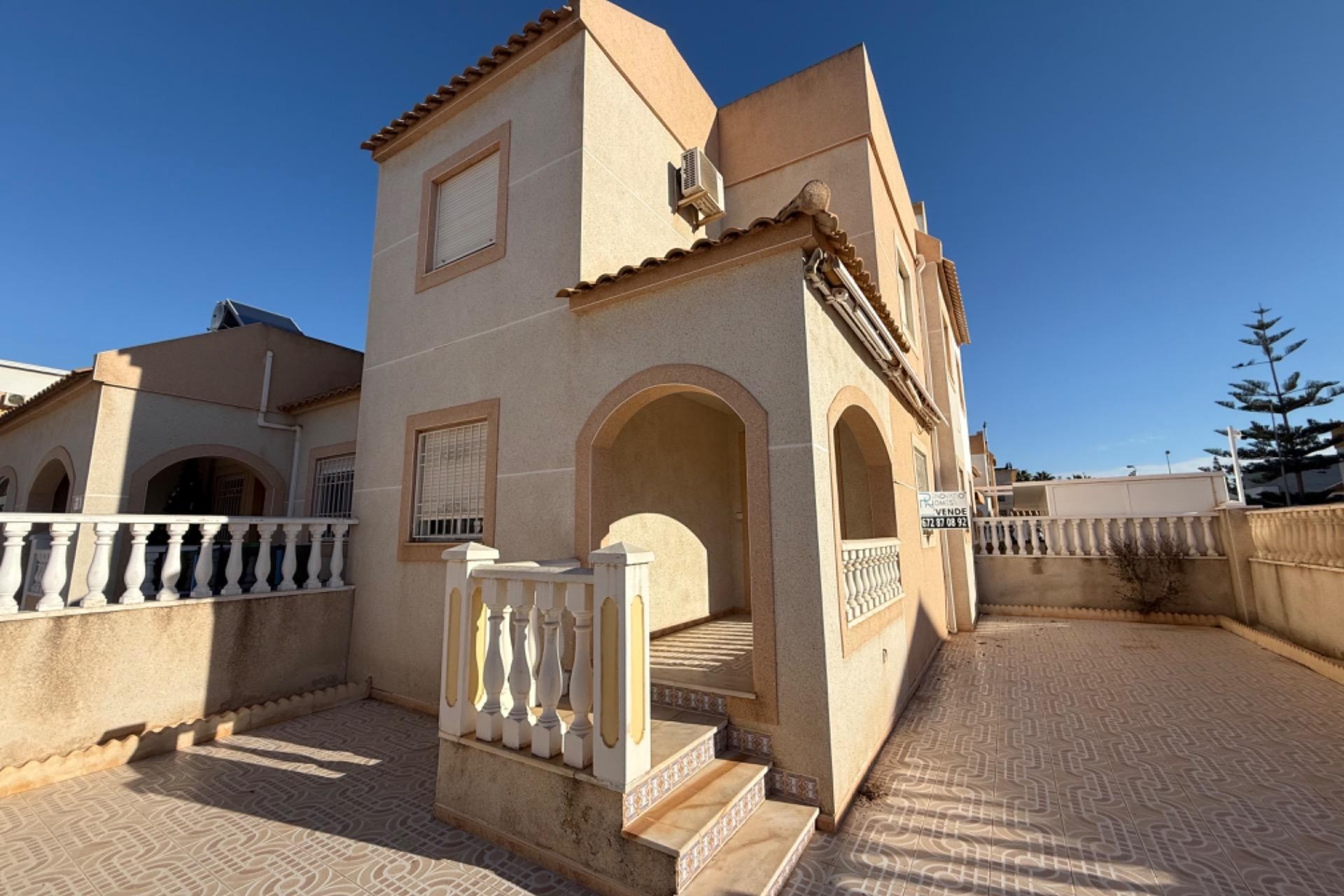 Odsprzedaż - Town House - Torrevieja - La Siesta - El Salado - Torreta