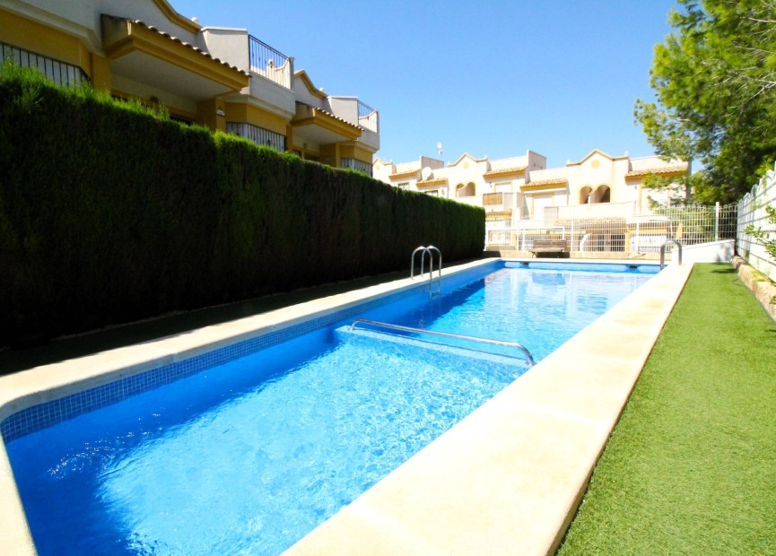 Odsprzedaż - Town House - Torrevieja - Los balcones