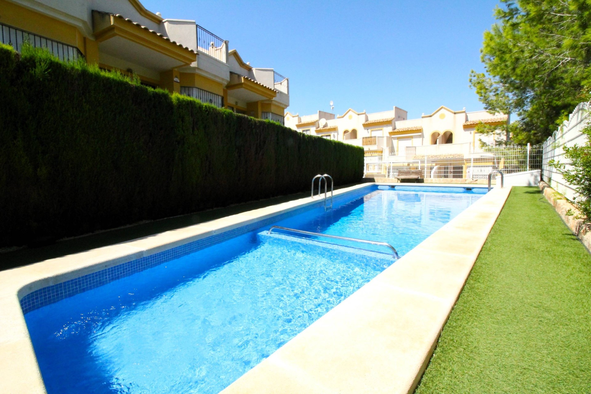 Odsprzedaż - Town House - Torrevieja - Los balcones