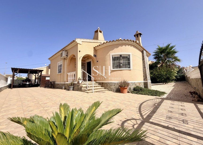 Odsprzedaż - Villa - Benijofar - Costa Blanca