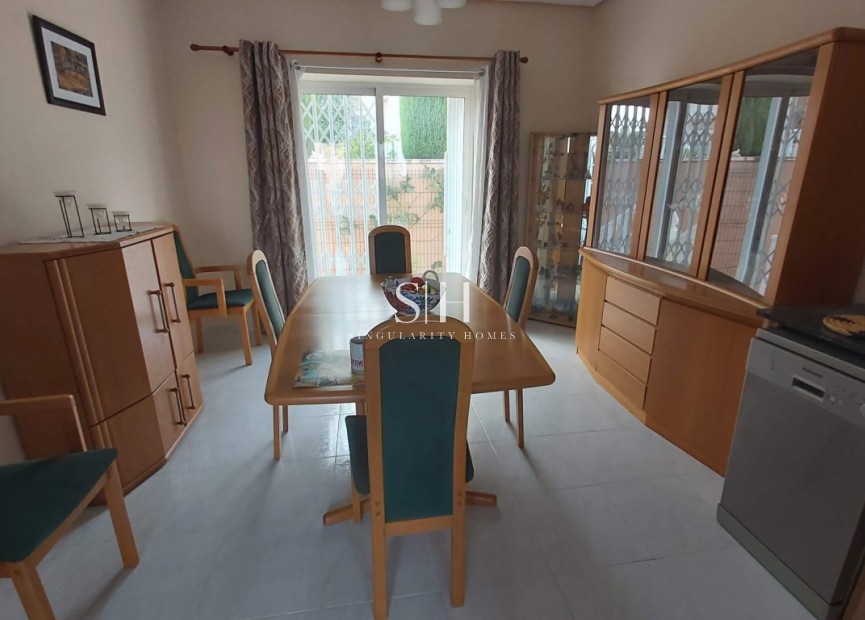 Odsprzedaż - Villa - Benimar - Costa Blanca