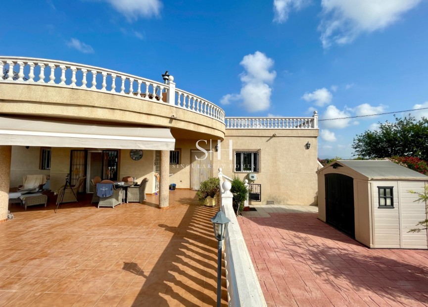 Odsprzedaż - Villa - Catral - Costa Blanca