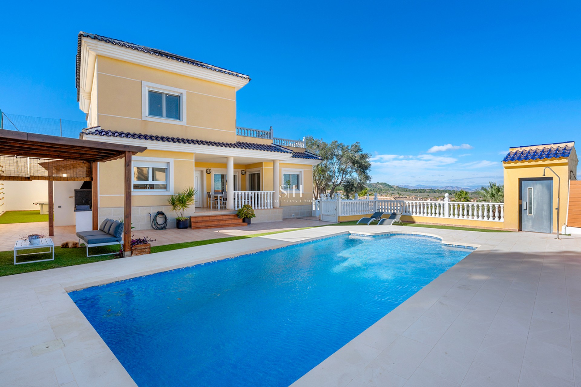 Odsprzedaż - Villa - Ciudad De Las Comunicaciones - Costa Blanca