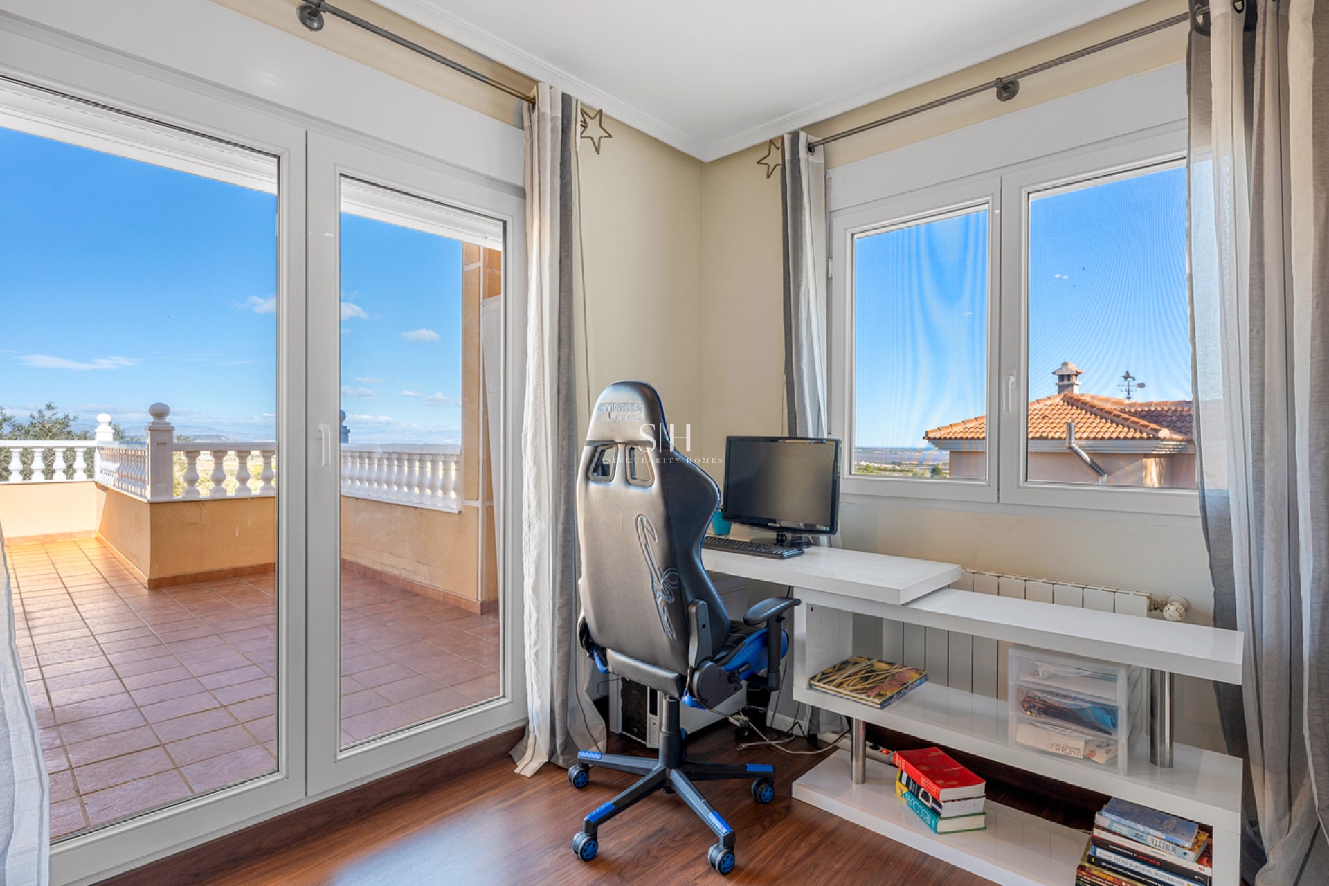 Odsprzedaż - Villa - Ciudad De Las Comunicaciones - Costa Blanca