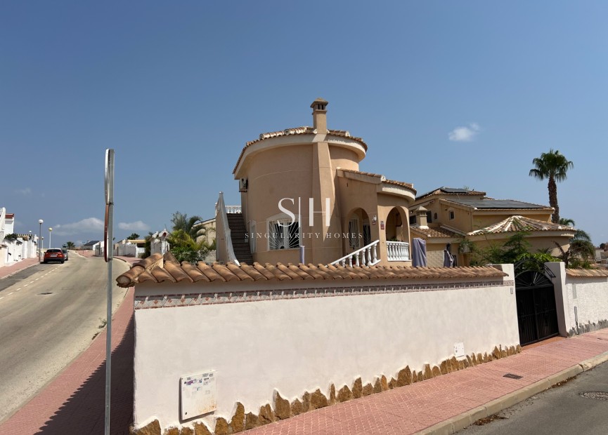 Odsprzedaż - Villa - Ciudad Quesada - Costa Blanca