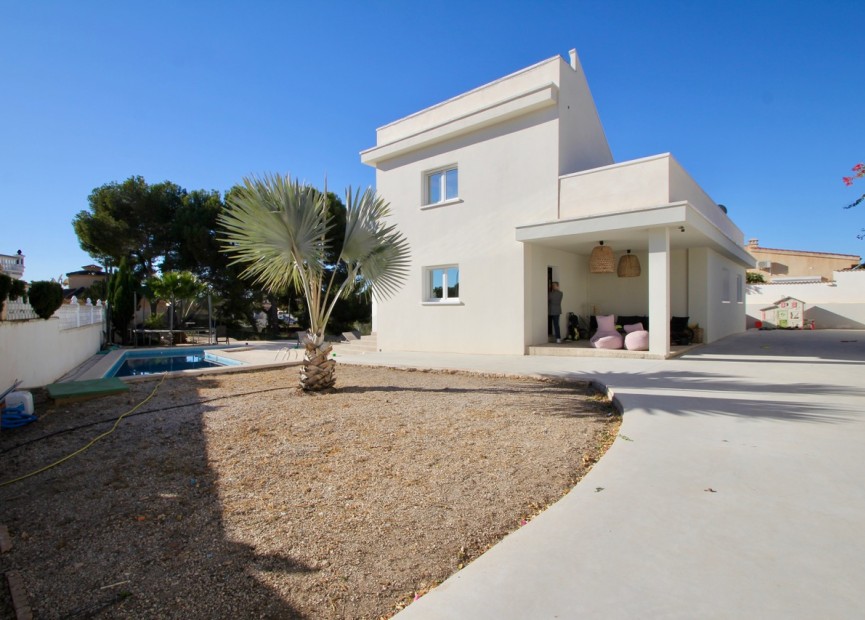 Odsprzedaż - Villa - Ciudad Quesada - Quesada