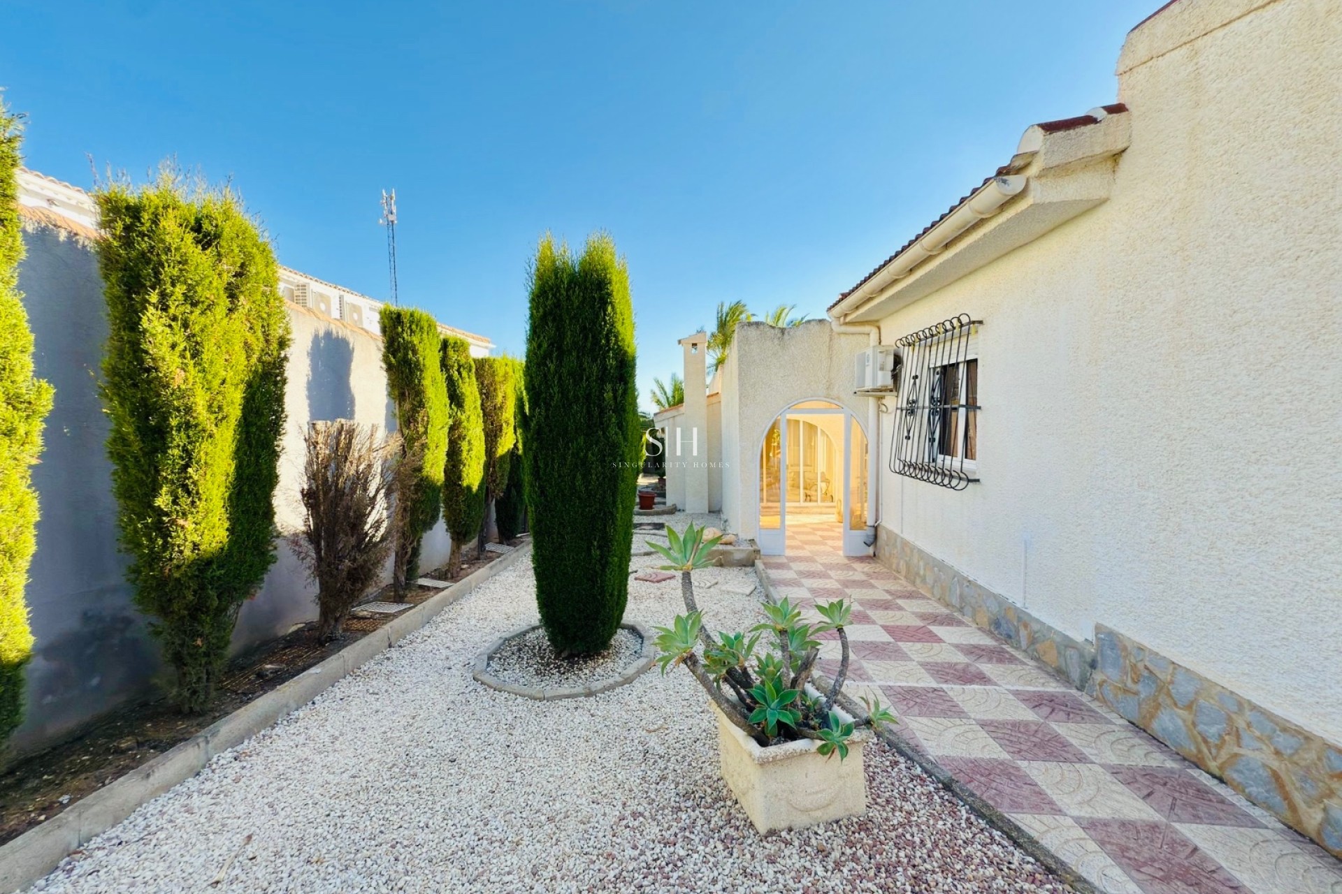 Odsprzedaż - Villa - Ciudad Quesada