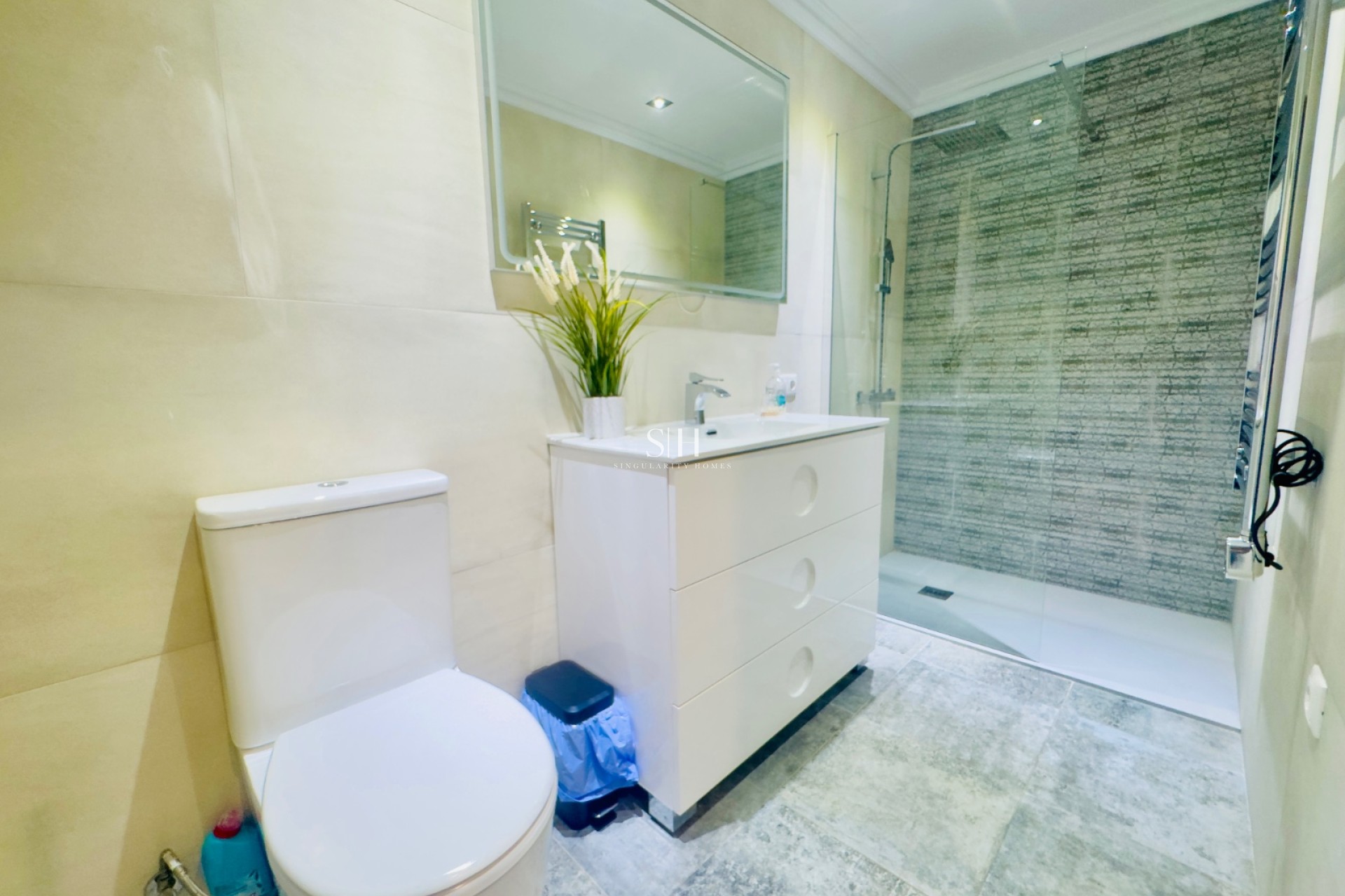 Odsprzedaż - Villa - Ciudad Quesada