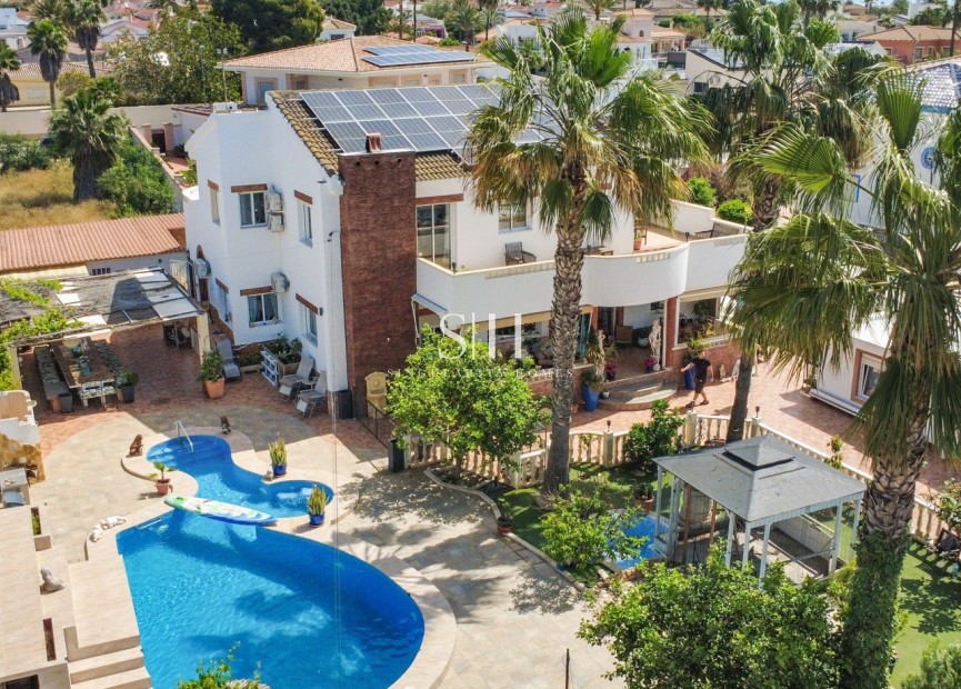 Odsprzedaż - Villa - Ciudad Quesada