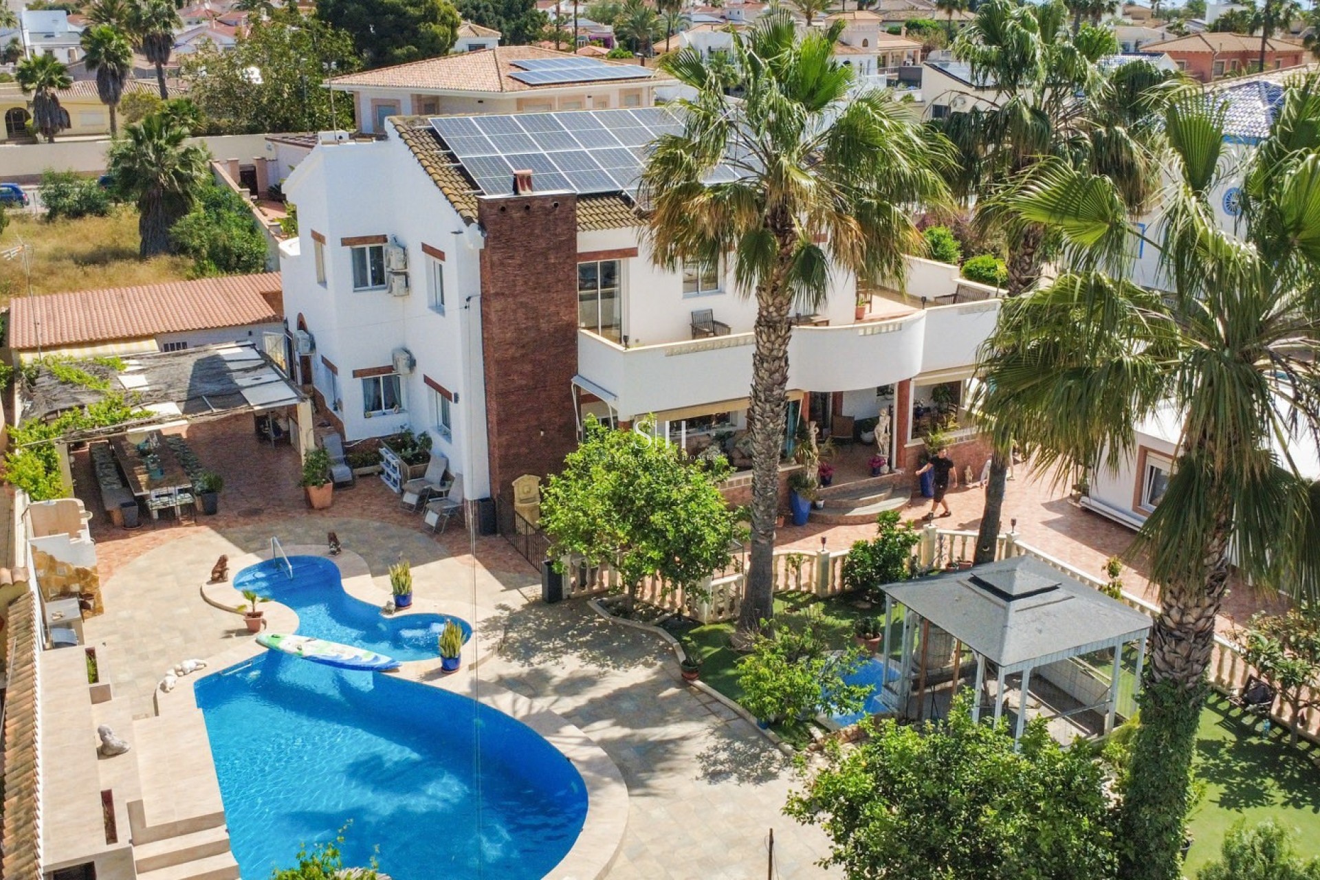 Odsprzedaż - Villa - Ciudad Quesada