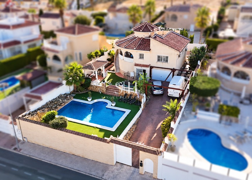 Odsprzedaż - Villa - Ciudad Quesada