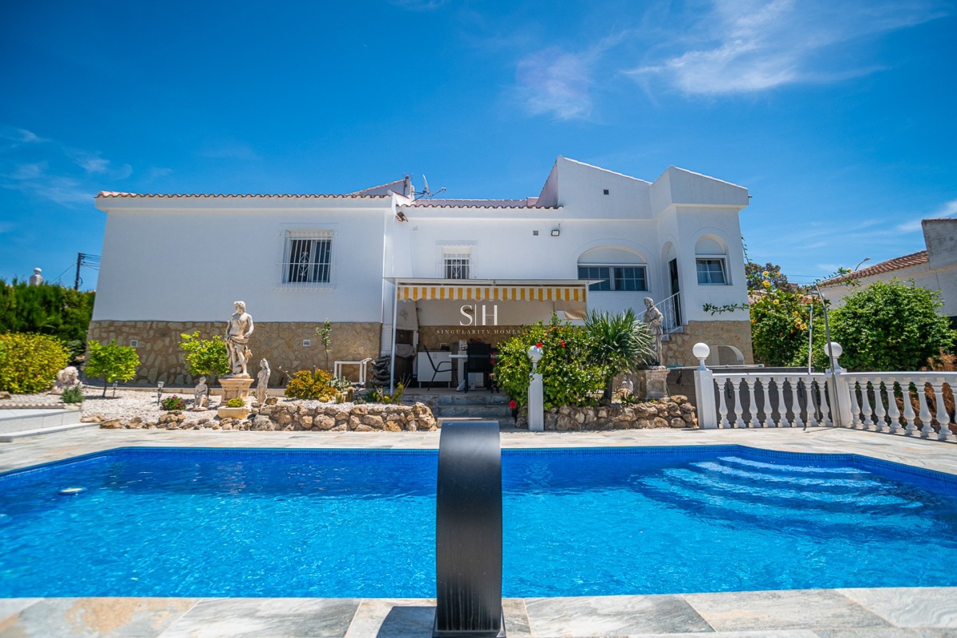 Odsprzedaż - Villa - La marina - Costa Blanca
