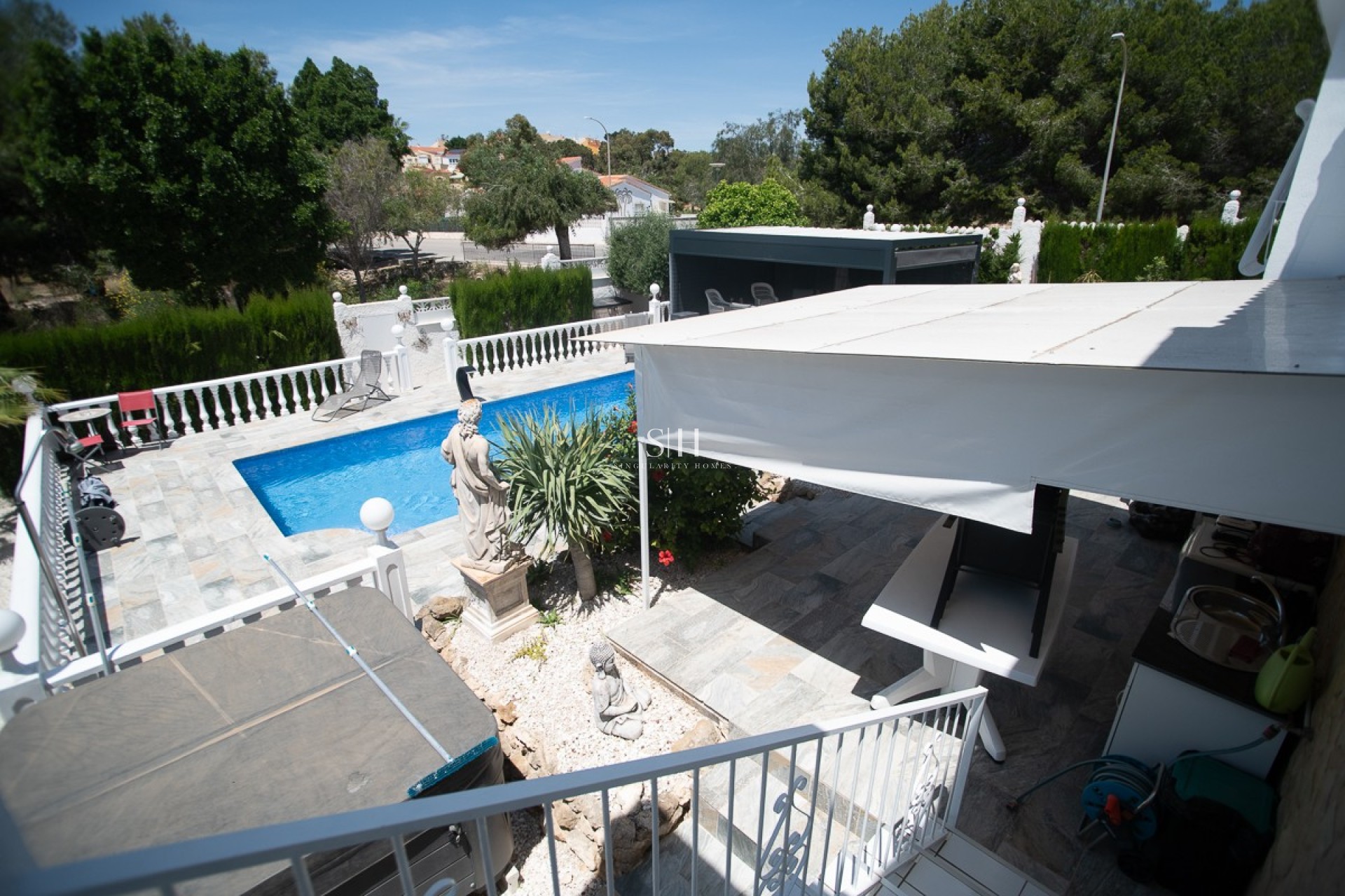 Odsprzedaż - Villa - La marina - Costa Blanca
