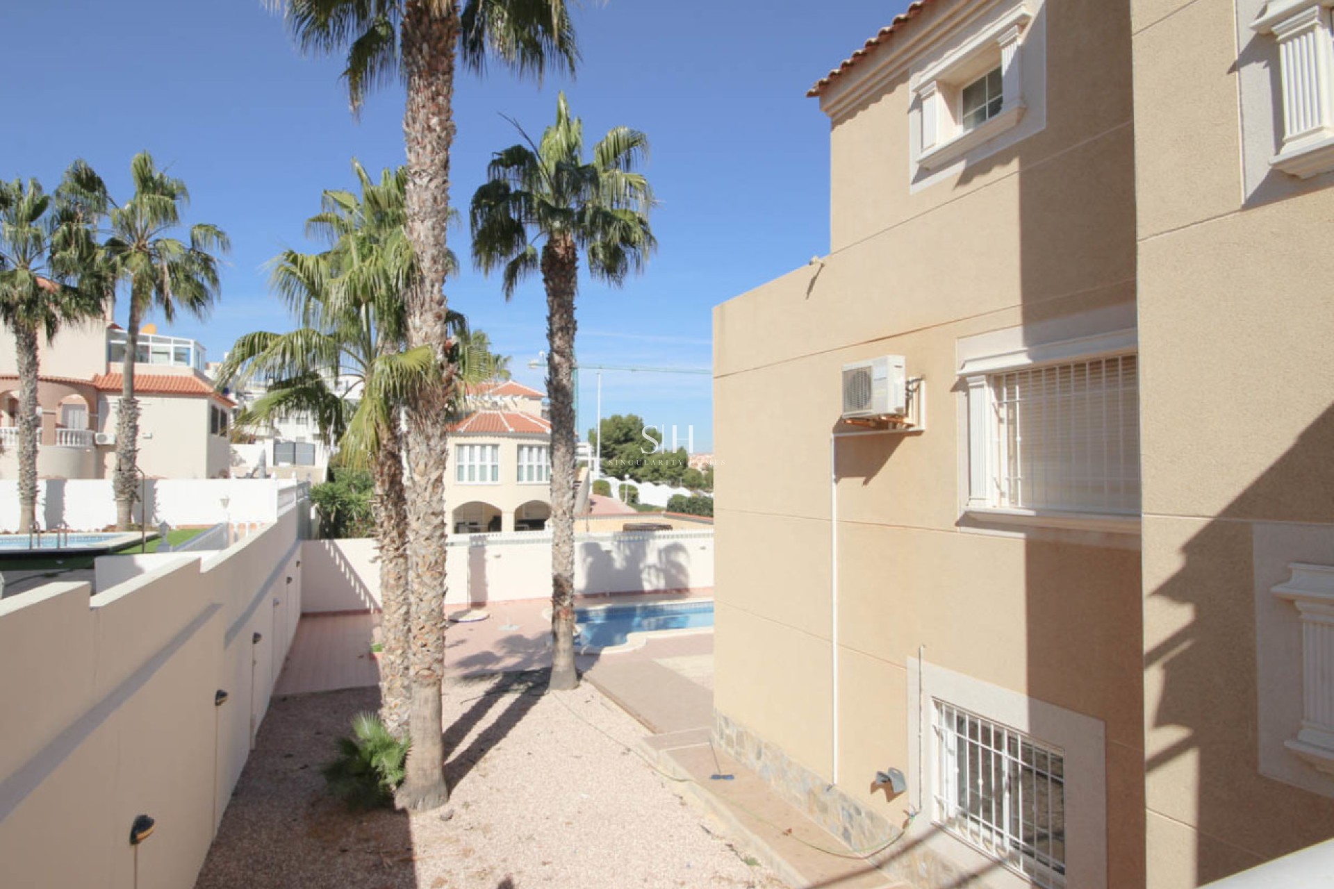 Odsprzedaż - Villa - La Zenia - Costa Blanca