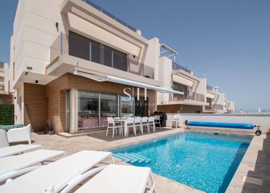 Odsprzedaż - Villa - Orihuela Costa - Costa Blanca